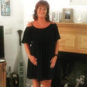 Meet your Posher, Debbie